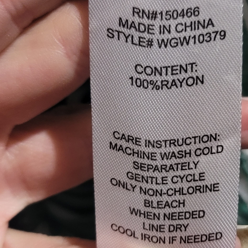 Market & Spruce Prat Teal Green Leaf Print Sleeveless Henley Top - Picture 7 of 8